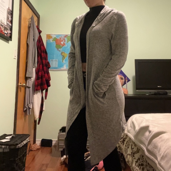 Long Cardigan - Picture 2 of 7
